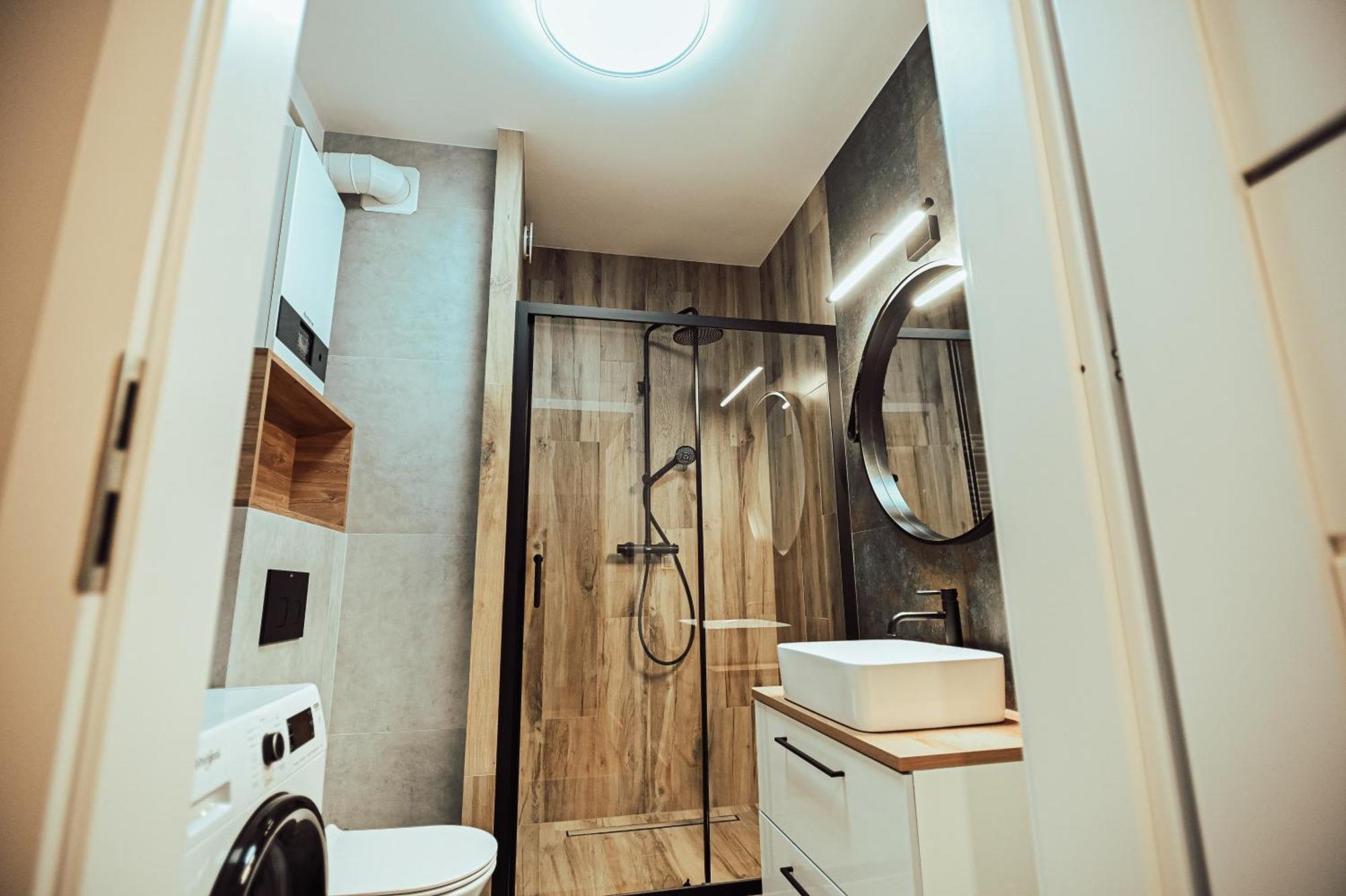 Loft Luxury Apartment & Parking Лешно Екстериор снимка