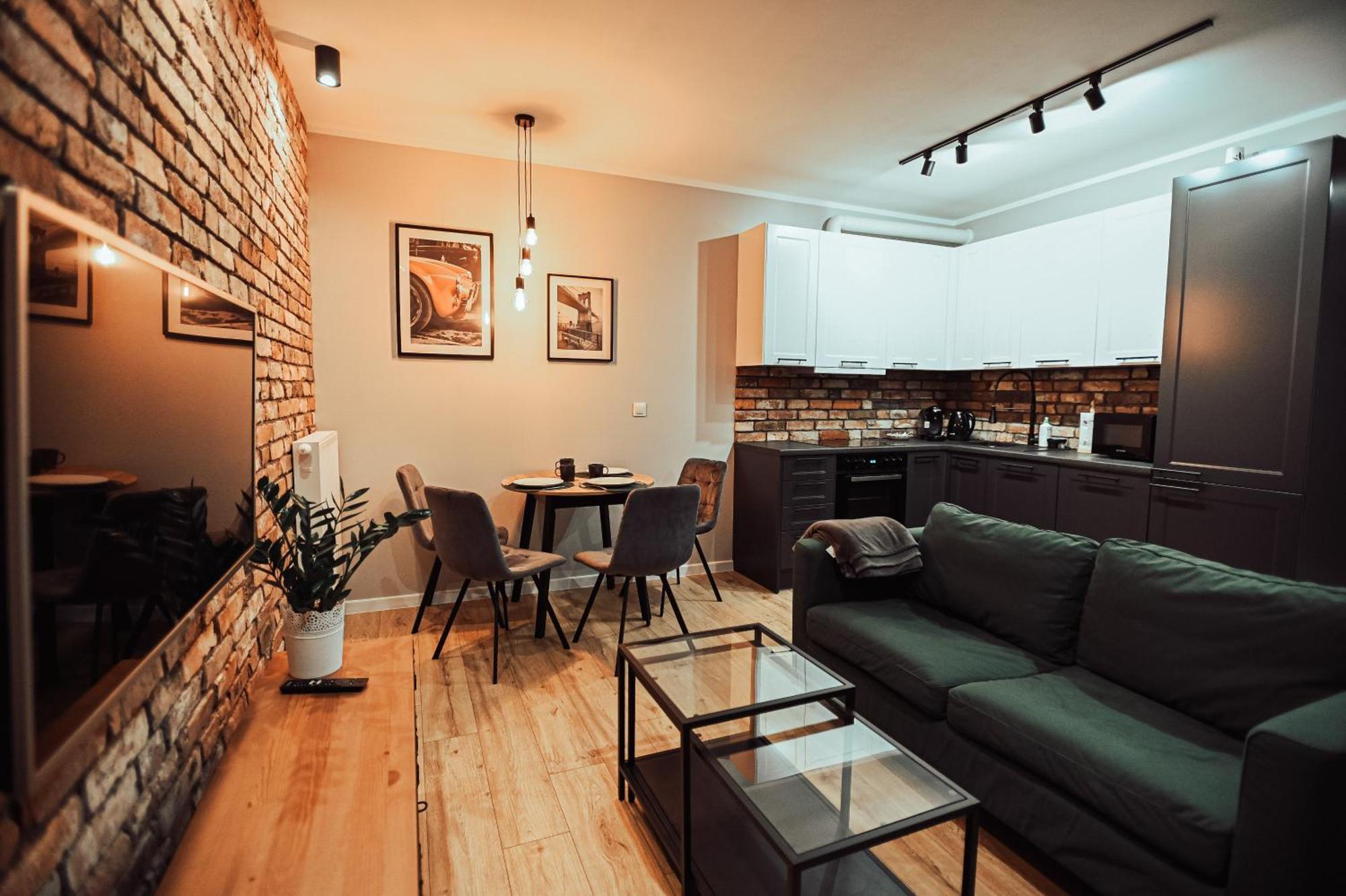 Loft Luxury Apartment & Parking Лешно Екстериор снимка